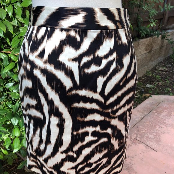 Ann Taylor Animal Print Skirt - Picture 3 of 9